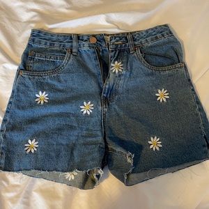 Flower blue shorts